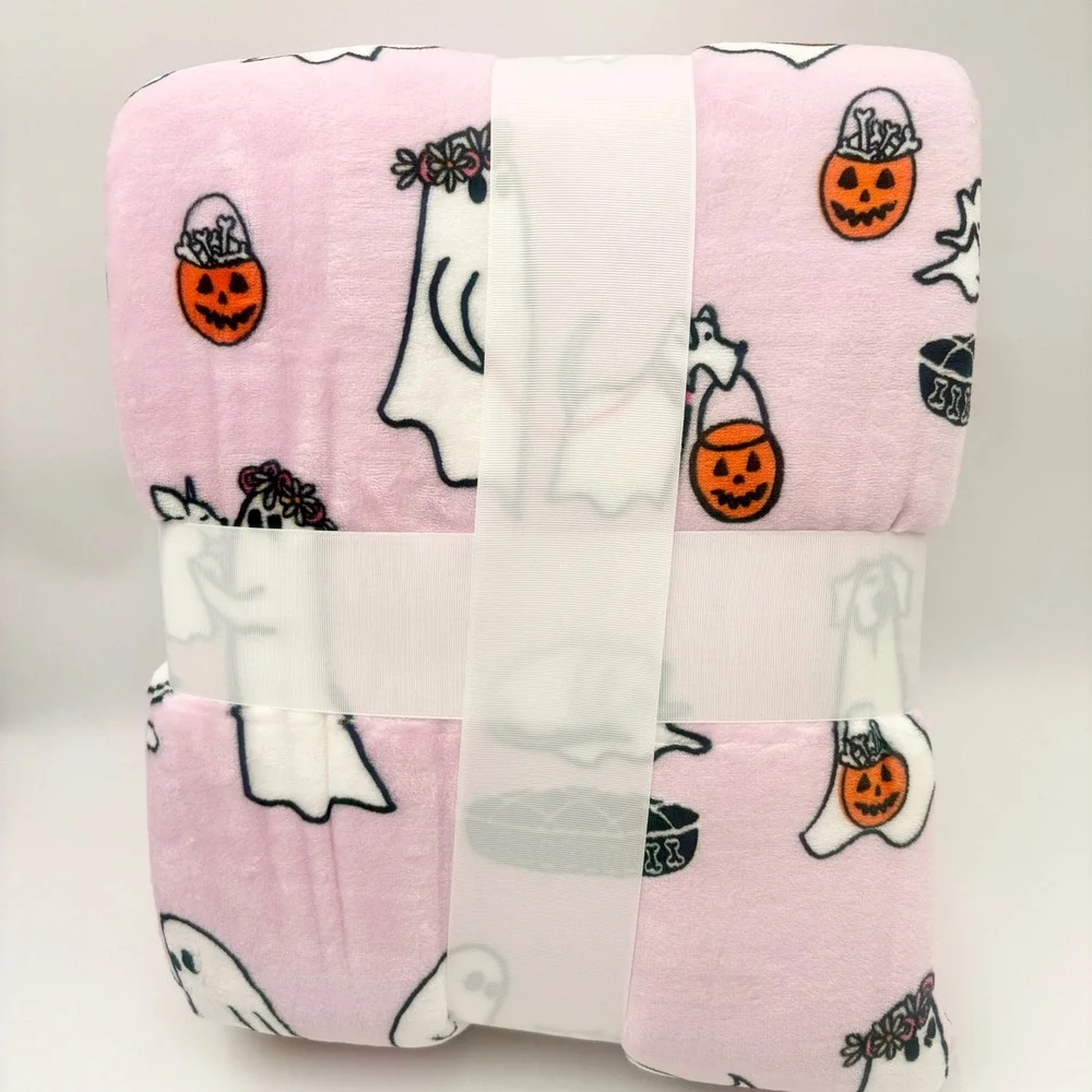 Isaac Mizrahi Halloween Pink Ghost Dog Plush Blanket Full Queen Summerween NEW